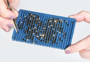 Using a Chaton Sieve to prepare Chatons for setting