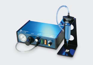 Fluid dispenser