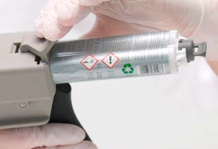 CG 610 cartridge with dispensing gun