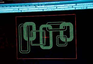 CNC milling machine programmed with a Crystal Diamond Transfer motif