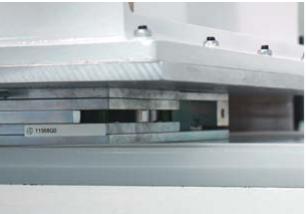 Rose Pin mold pressed with a hydraulic press