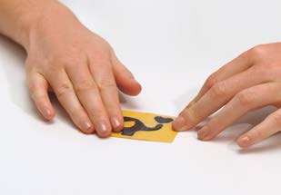 Pressing a Coldfix motif onto transparent film
