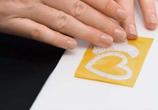 Pressing a Coldfix motif onto transparent film